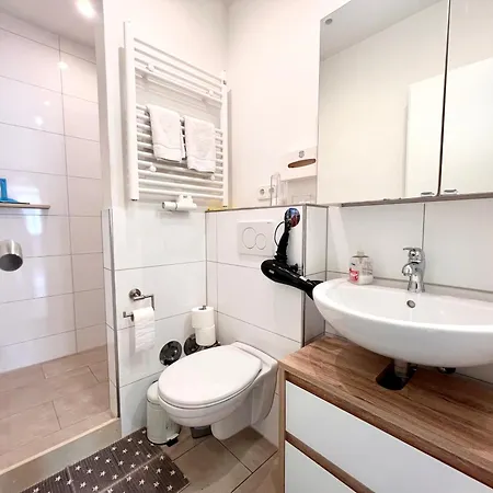 London Fuer 4 Mit Kueche Und Wifi Essen