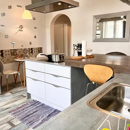 London Fuer 4 Mit Kueche Und Wifi * Essen