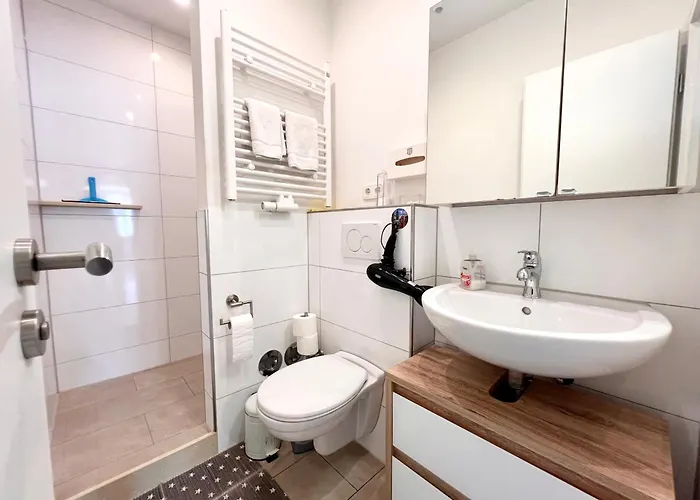 London Fuer 4 Mit Kueche Und Wifi Essen